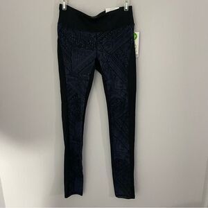 Gaiam Women’s OM Yoga Leggings Adorned Print size XS